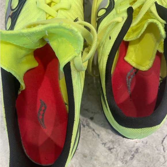 Saucony Velocity MP Racing Spikes - Citron/Black - Picture 5 of 5